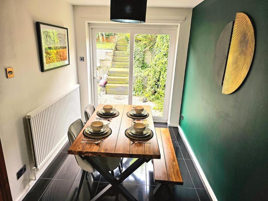 Homebird Property - Buckton House Лидс Экстерьер фото